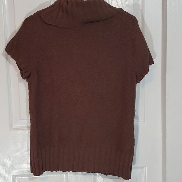 Denver Hayes short sleeve turtleneck - Picture 2 of 6